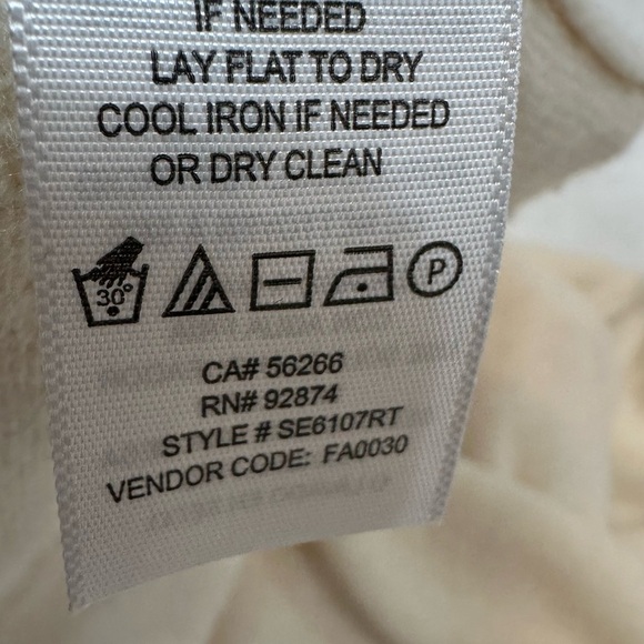 Splendid Cream Cowl Neck Sweater with Relaxed Fit 100% Cashmere Soft Knit - Picture 5 of 14